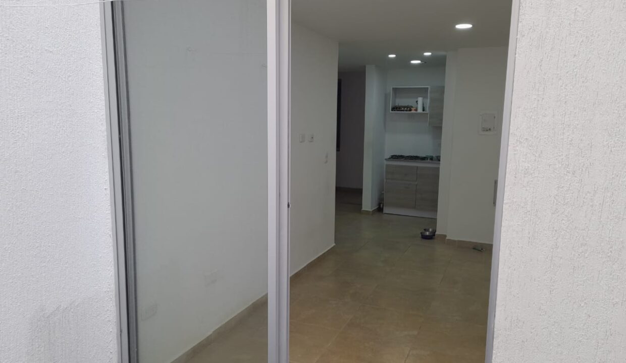 Entrada Patio Apartamento Torre San Luis1