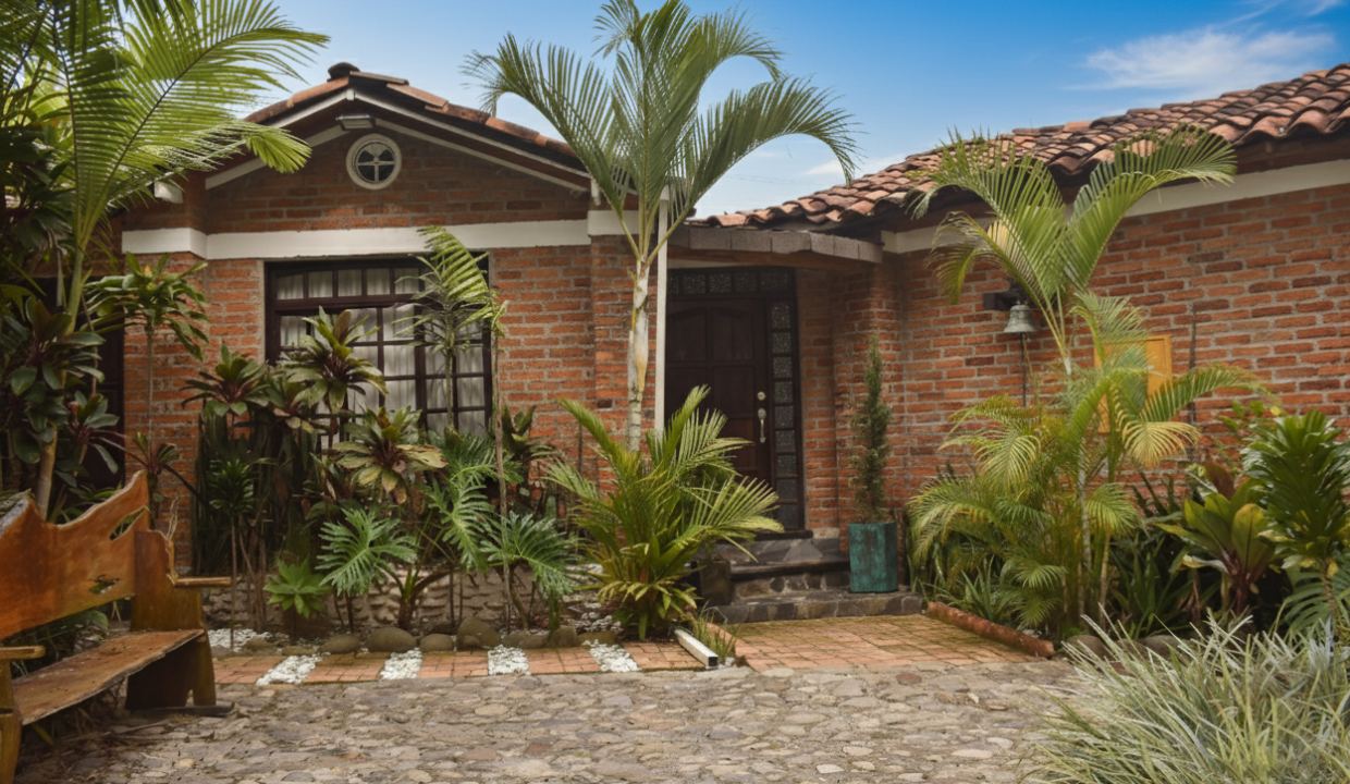 Fachada Casa Campestre Los Abedules