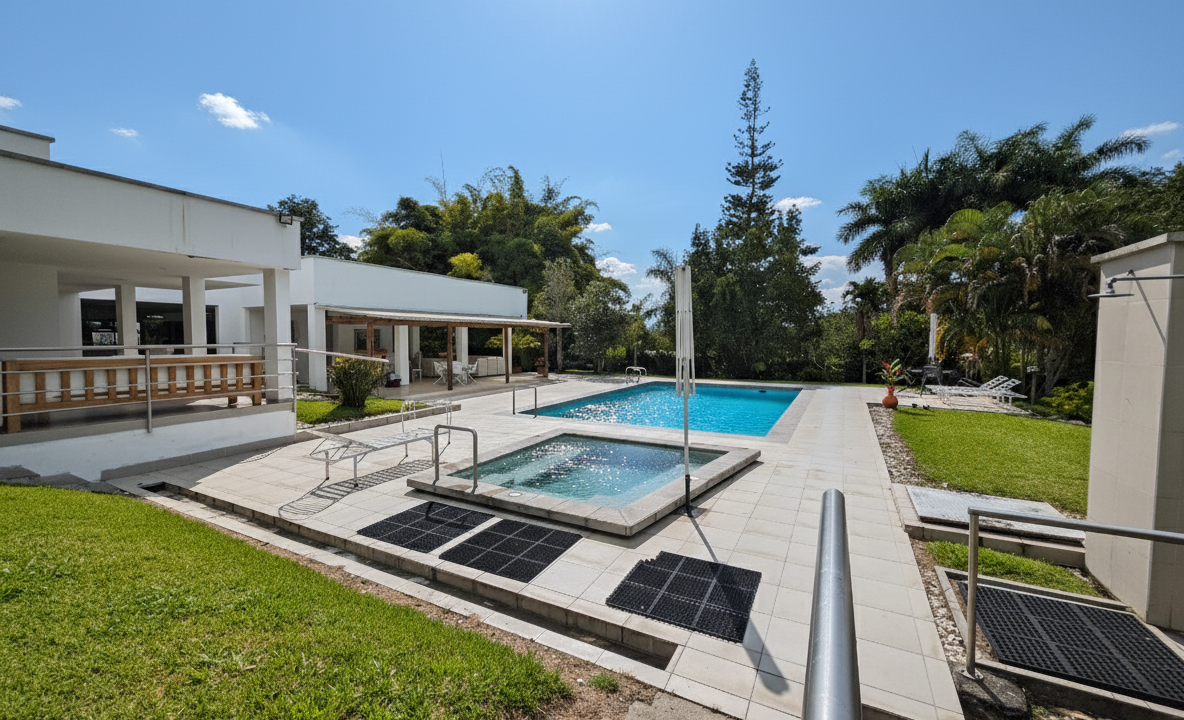 Jacuzzi, Chalet Villa Monica