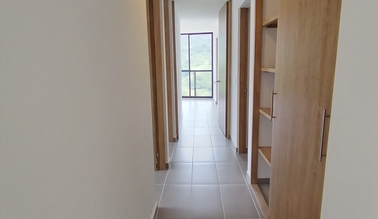 Pasillo Apartamento Zonata