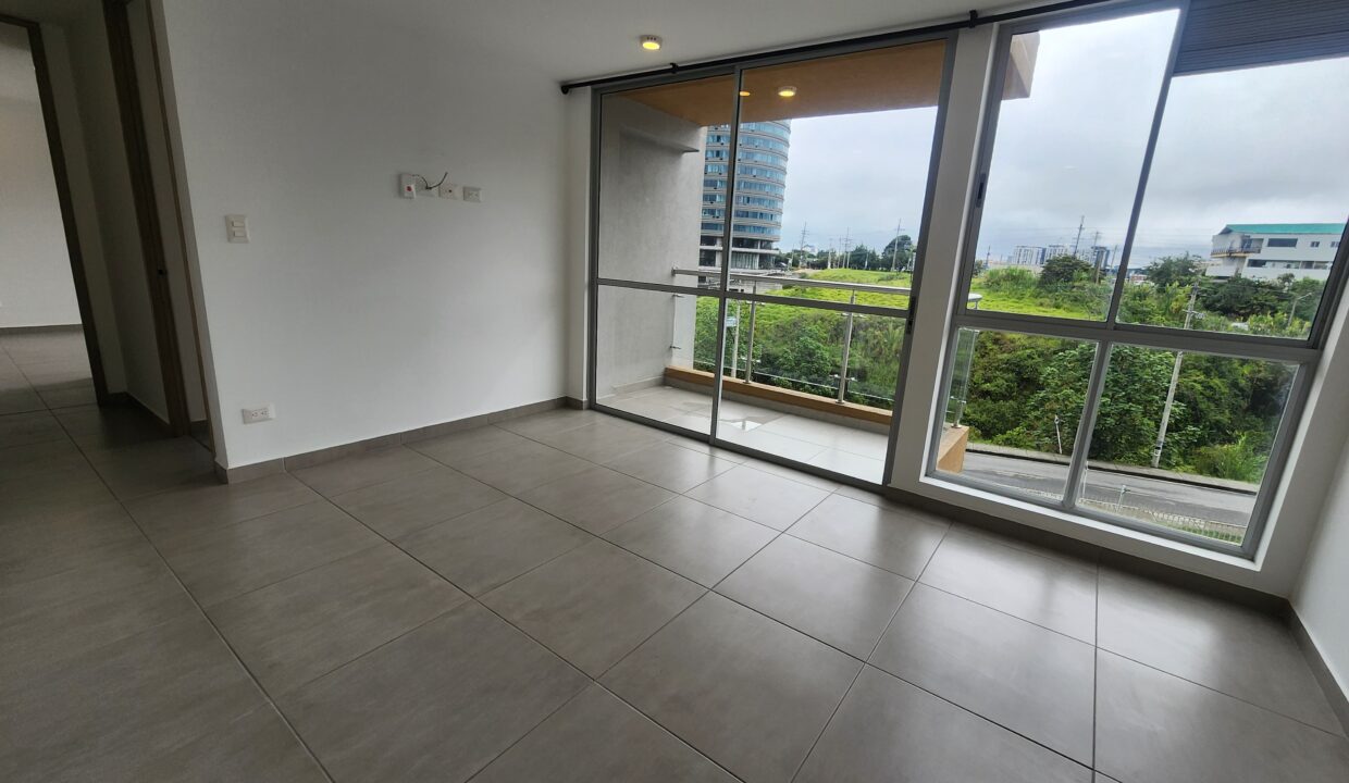 Sala y Comedor Apartamento Balcón Rio Alto