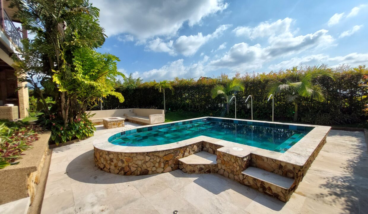 Piscina en Samarcanda